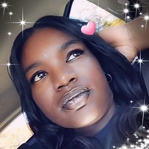 Meet your Posher, Tiffaney